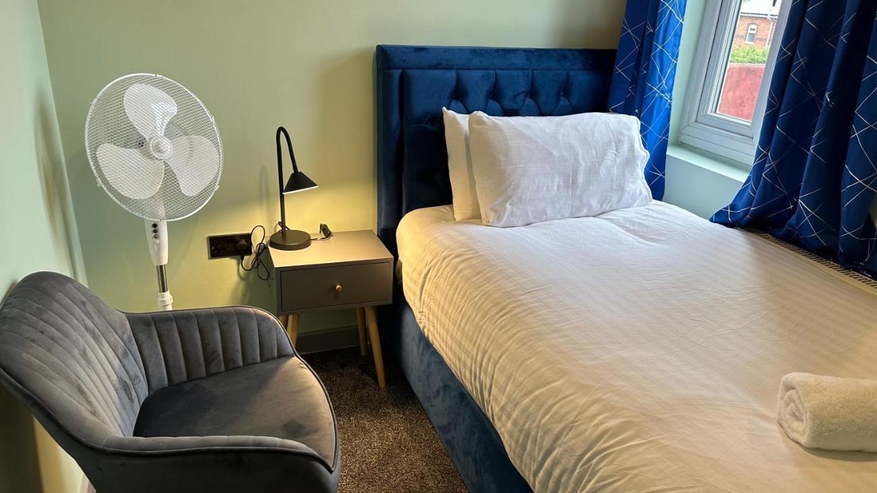 Homestay In Walsall Exteriör bild