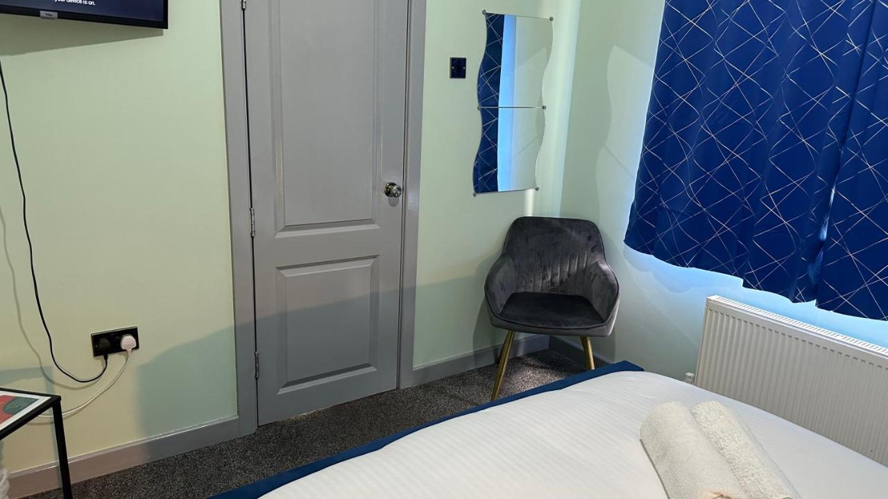 Homestay In Walsall Exteriör bild
